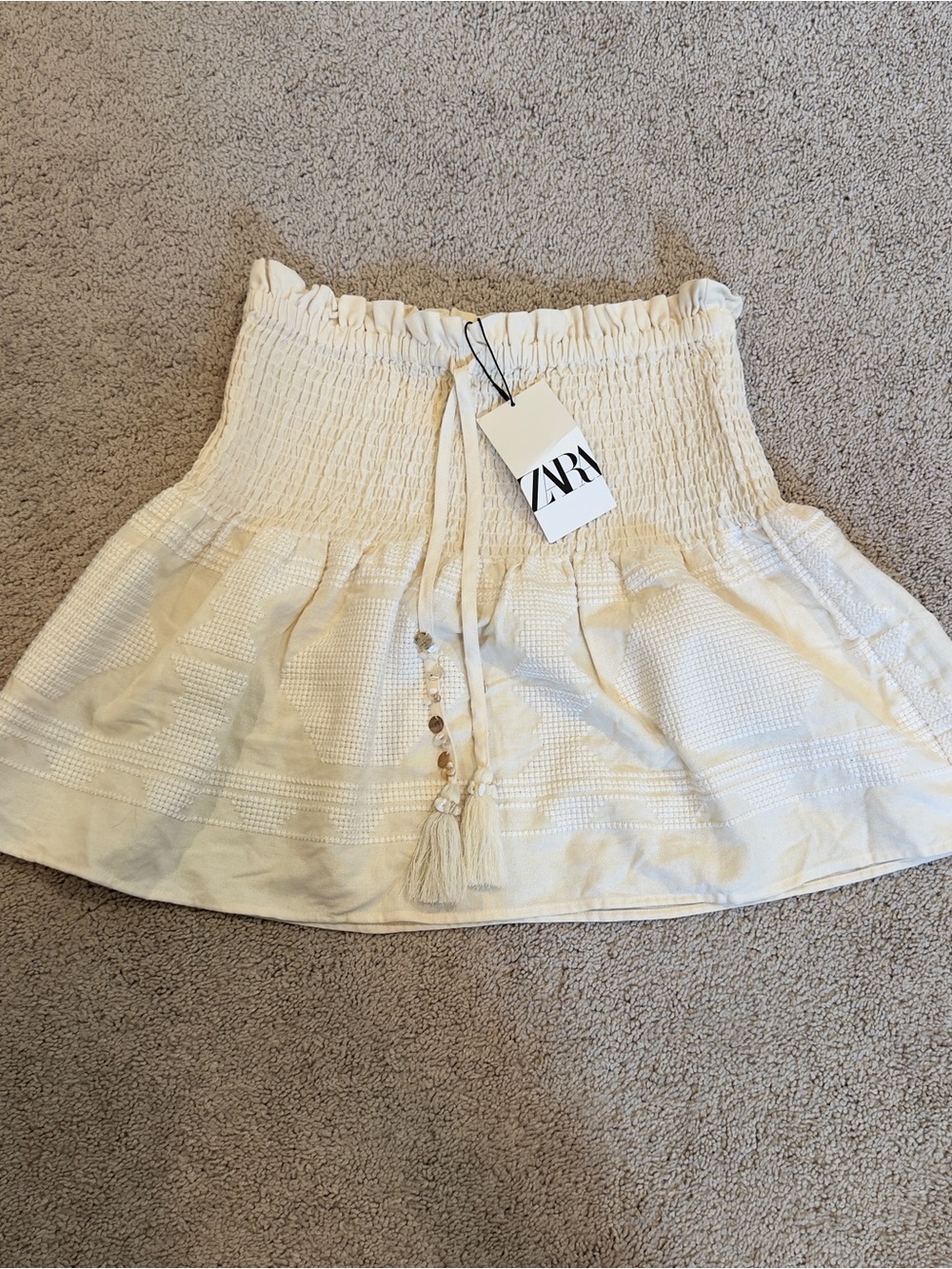 Zara Cream top Size Medium